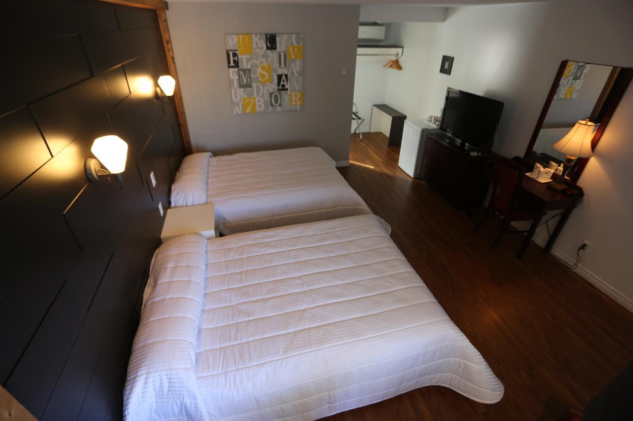 Le Riviera 2*